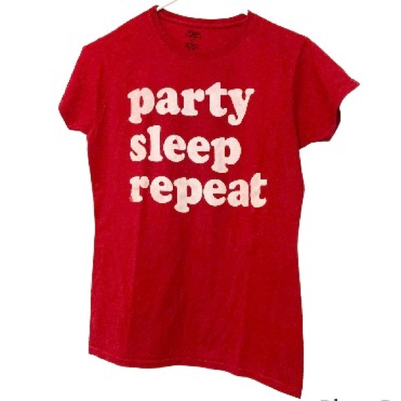 PARTY SLEEP REPEAT Red and White Crew Neck T shirt Juniors Large - Picture 3 of 11
